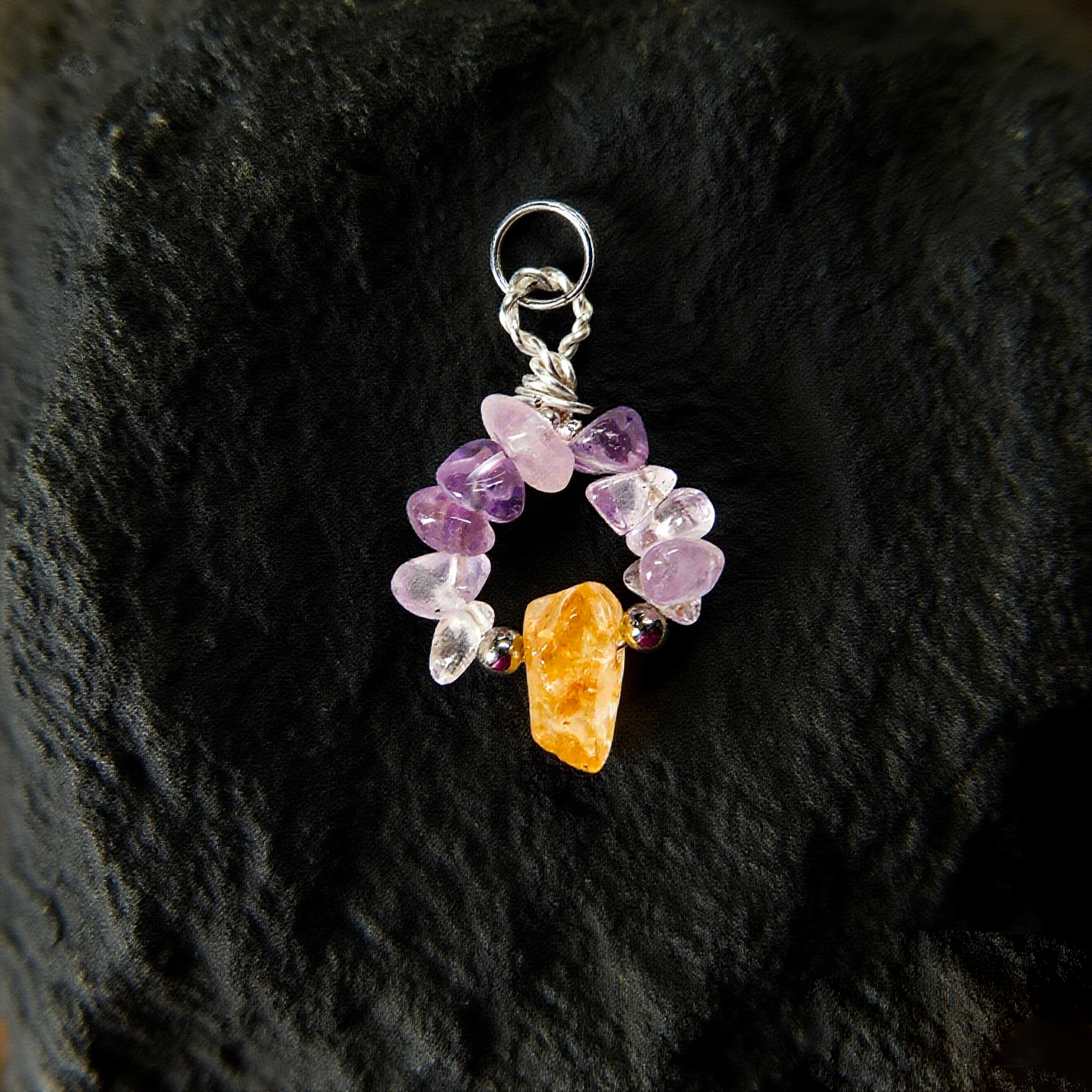 Dual Energy Crystal Wreath Pet Collar - the perfect fusion of topaz pillar and amethyst broken