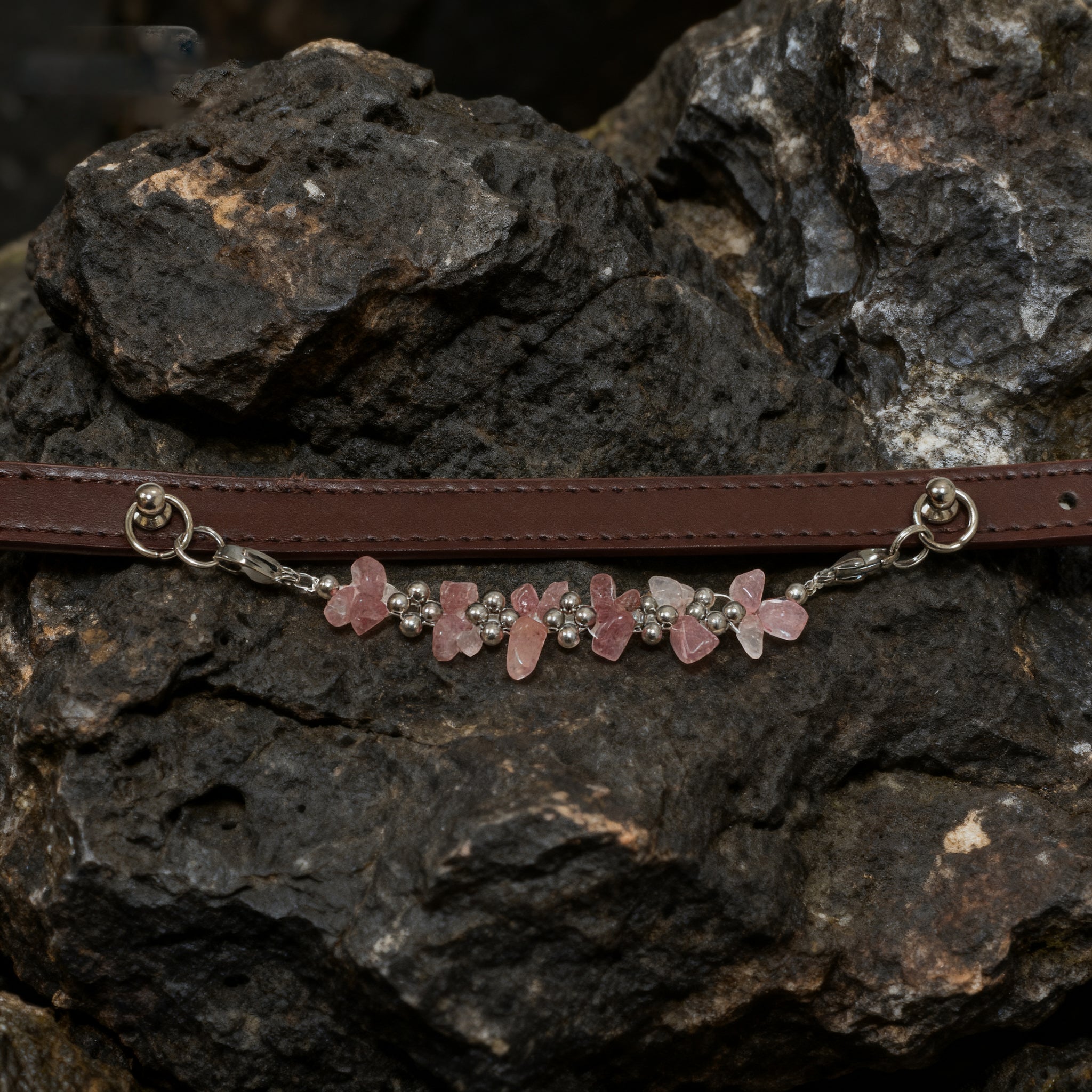 🐾Endearing🐾 Natural strawberry crystal adjustment button pet collar - let fur children become the sweet focus of everyone's love