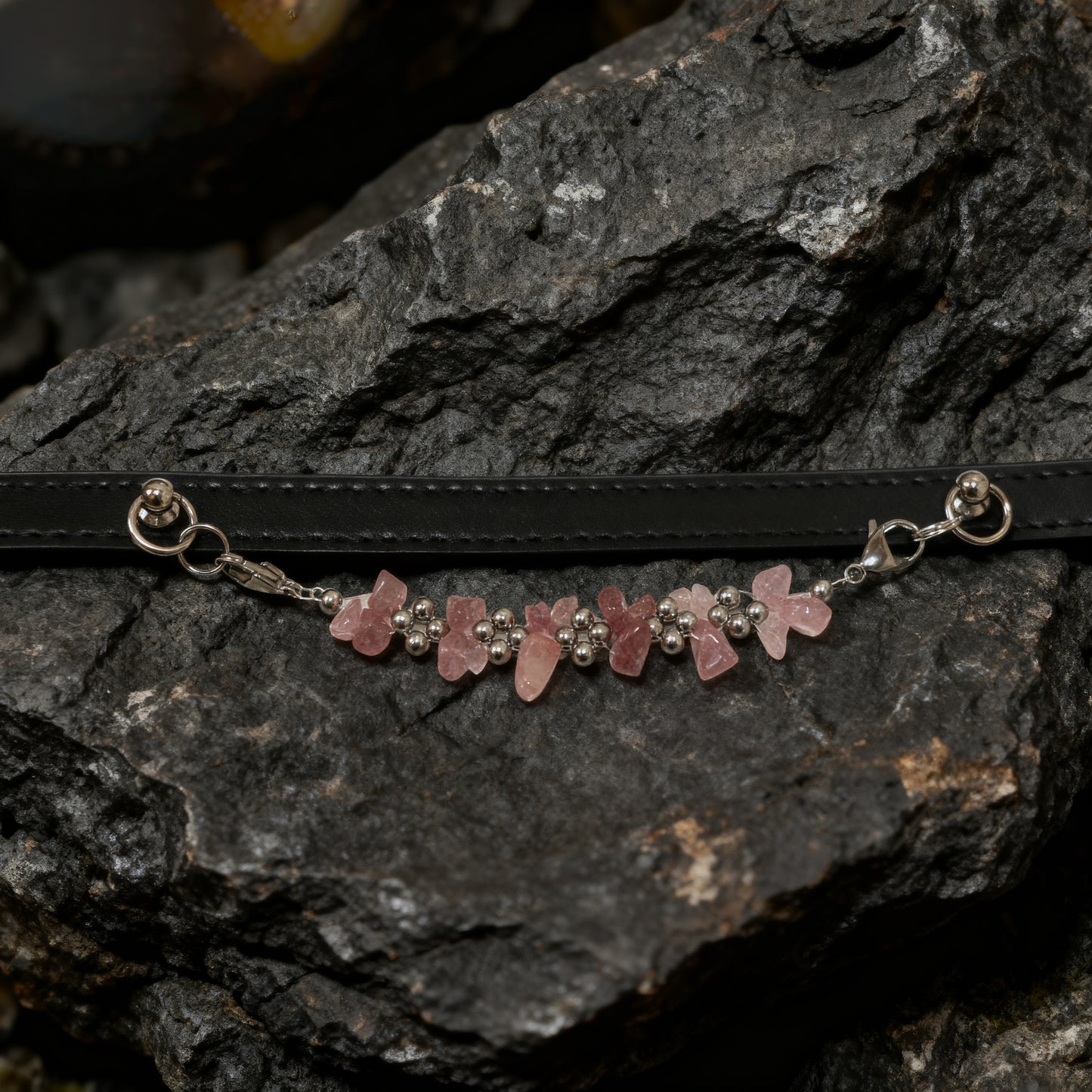 [Endearing] Natural strawberry crystal adjustment button pet collar - let fur children become the sweet focus of everyone's love